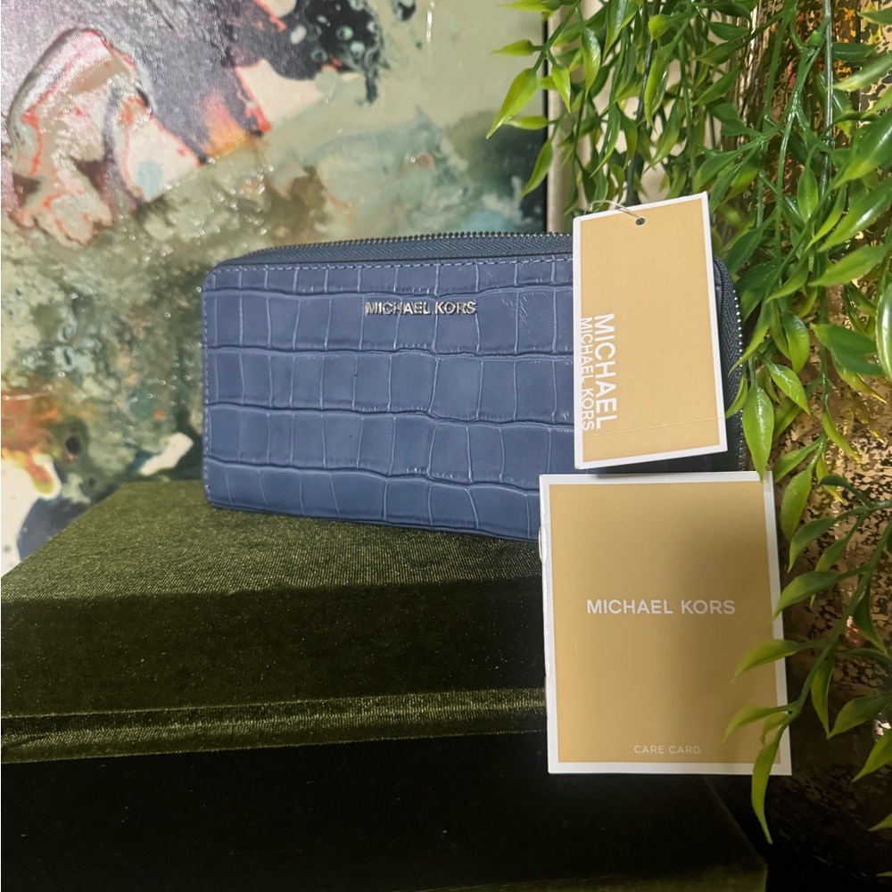 Michael Kors Navy Crocodile Embossed Wallet / NWT